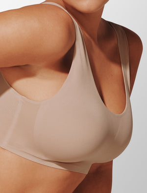 Smoothing Scoop Wireless Bra