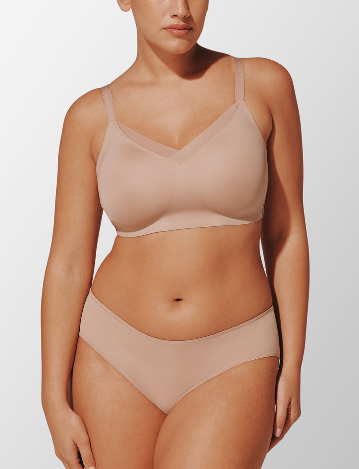 24/7® Wireless Minimizer Bra, 3/$149 ($204 Value)