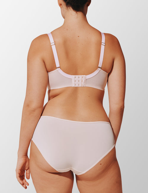 24/7® Classic Wireless Crossover Lace Minimizer