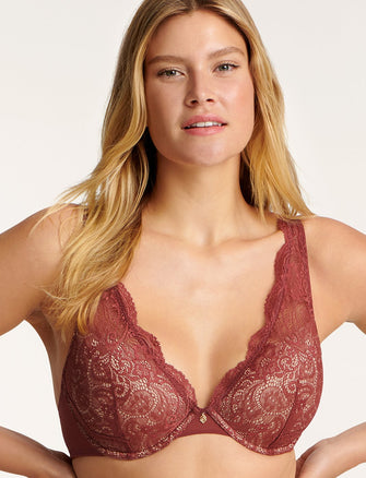 24/7™ Lace Contour Plunge Bra, Cranberry - Thirdlove - lace,modelR
