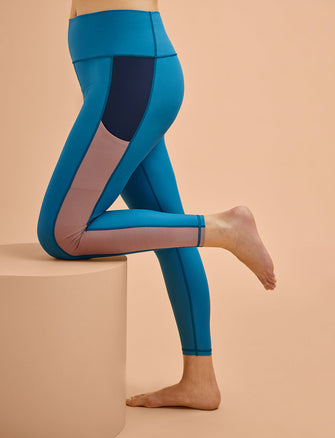 Kinetic Performance Pocket Legging