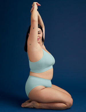 Form Seamless Adjustable Back Wireless Bra - Mist - Nylon/Spandex -Thirdlove