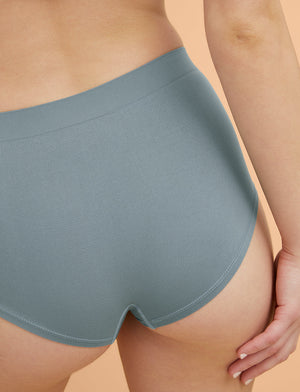 Form Seamless Shortie - Grey Mist - Nylon/Spandex - ThirdLove,modelQQ