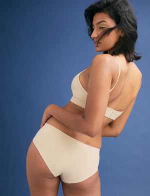Form Seamless Hipster - Oatmeal Heather - Nylon/Spandex - ThirdLove,modelX