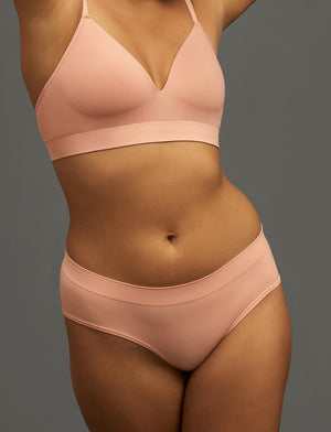 Form Seamless Hipster - Ballet - Nylon/Spandex - ThirdLove,modelGG