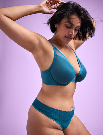 The 24/7® Uplift Plunge Bra Bundle