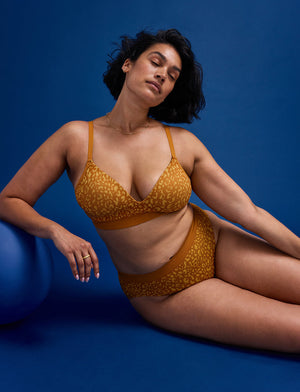 Form Seamless V-Neck Wireless Bra - Ochre Animal - Nylon/Spandex -Thirdlove