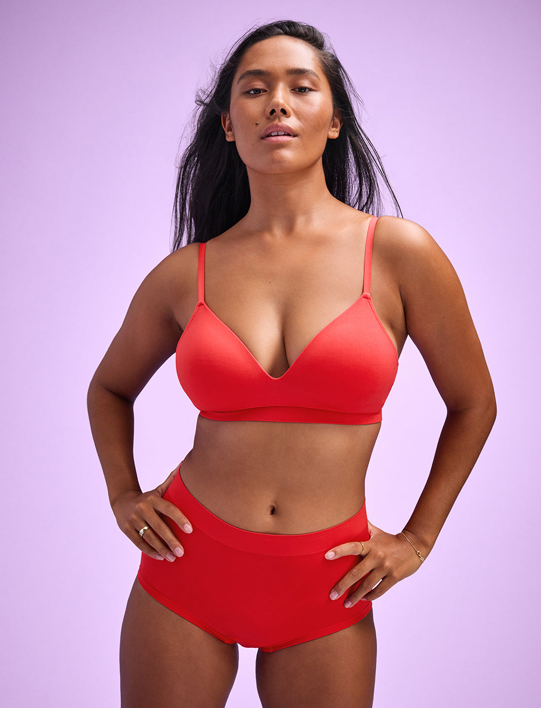 Form Seamless V-Neck Wireless Bra - Pomegranate - Nylon/Spandex -Thirdlove