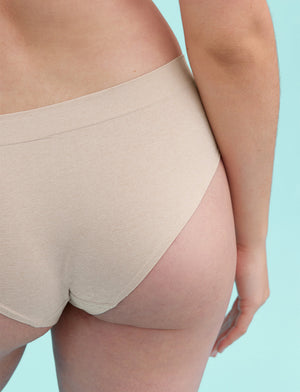 Form Seamless Hipster - Oatmeal Heather - Nylon/Spandex - ThirdLove,modelNN