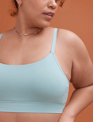 Form Seamless Adjustable Back Wireless Bra - Mist - Nylon/Spandex -Thirdlove