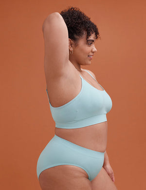 Form Seamless Adjustable Back Wireless Bra - Mist - Nylon/Spandex -Thirdlove