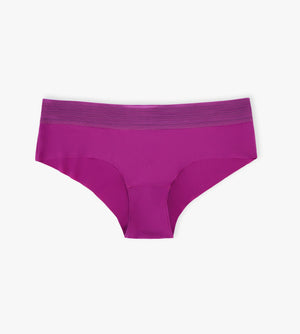 Seamless Cheeky