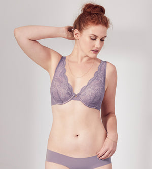24/7™ Lace Contour Plunge Bra