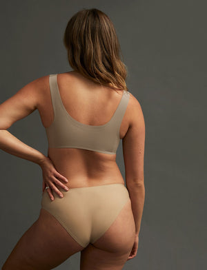 Uplift V-Neck Wireless - Light Brown - Nylon/Spandex -Thirdlove